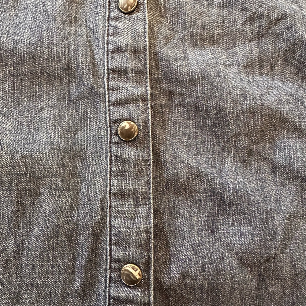 J. McLaughlin Chambray Denim Puff Sleeve Yoke Blouse Medium Blue - Picture 4 of 8